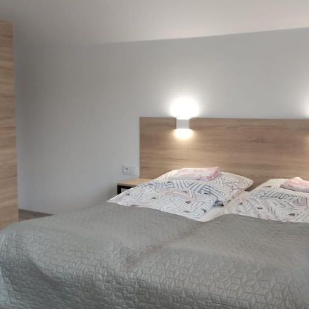 Villa Park Maikuhle 코워브제크 외부 사진